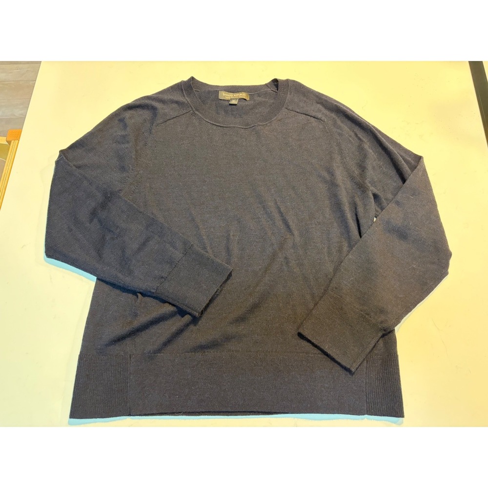 Banana Republic 100% Merino Wool Medium Petite Navy